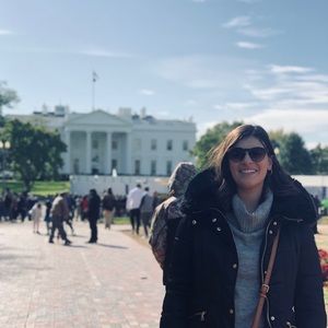 Meet your Posher, Kayla